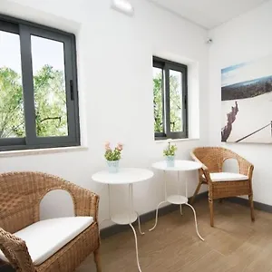 In Downtown - Serenity Guest house Albufeira
